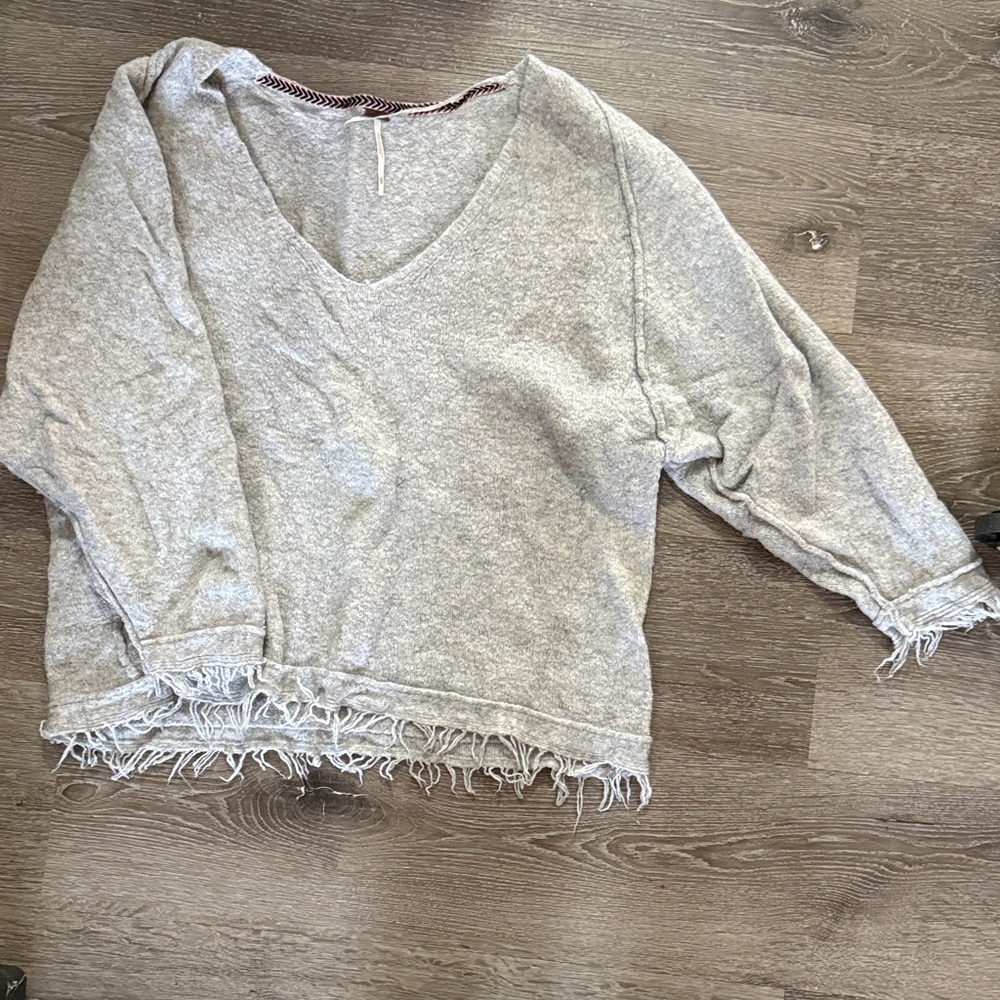 Free People Gray V-Neck Frayed Hem Sweater